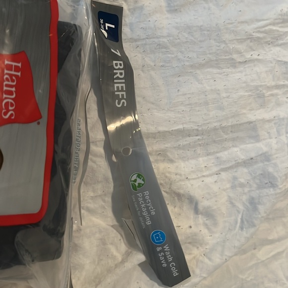 NWT Hanes Men’s Ultimate Tagless Briefs( 7 count) L 36-38 in dark tones - Picture 6 of 6